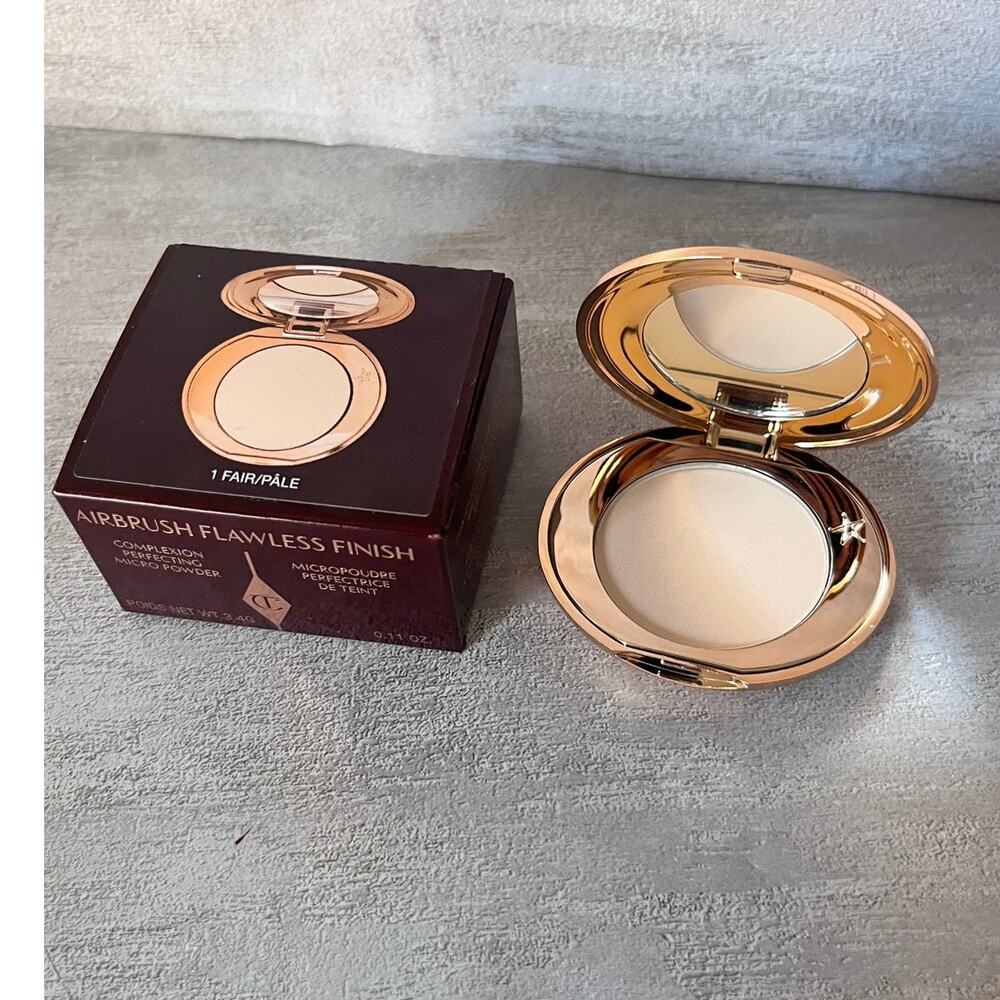 Charlotte Tilbury FAIR Airbrush Flawless Finish Complexion Perfecting Powder NIB - Picture 4 of 8